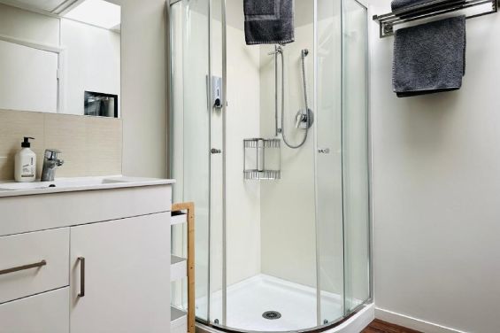Studio Units - bathroom